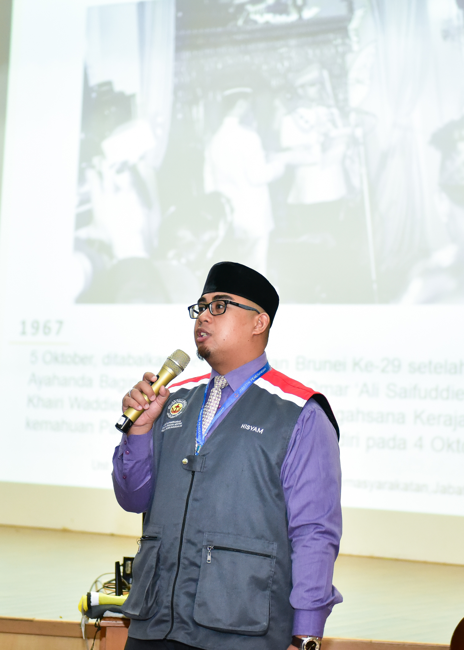 INFODEPT12-4.jpg