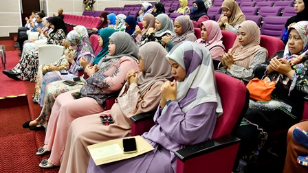 infodept06-03-01.jpeg