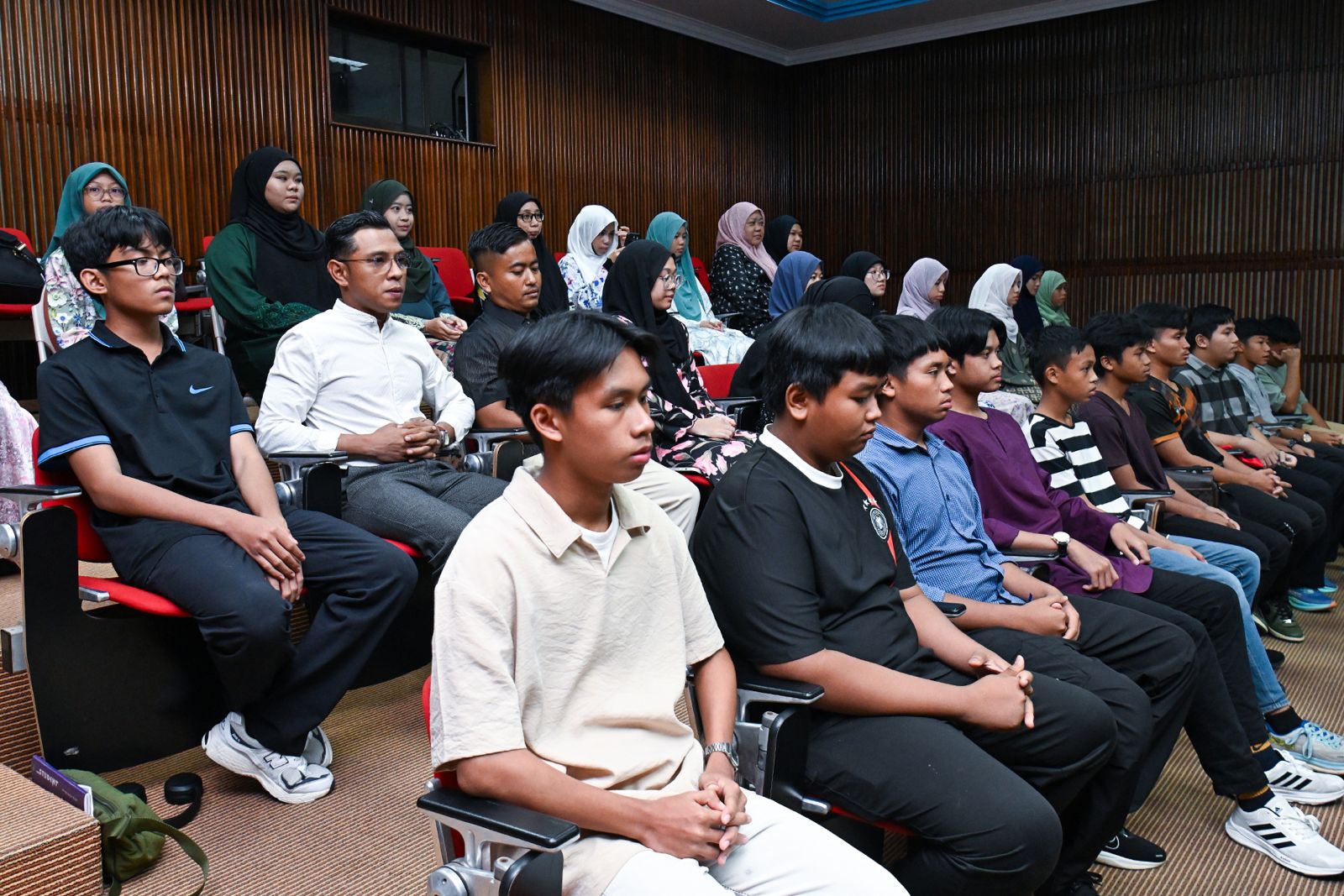 20082025_PROGRAM_LITERASI_PENERANGAN_BAGI_BELIA_TUTONG (7).jpeg