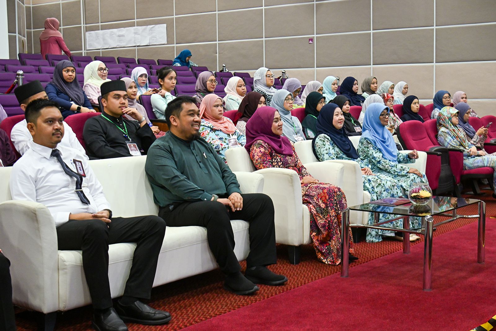 Belia perlu bertekad memajukan negara, berdaya saing (2).jpg