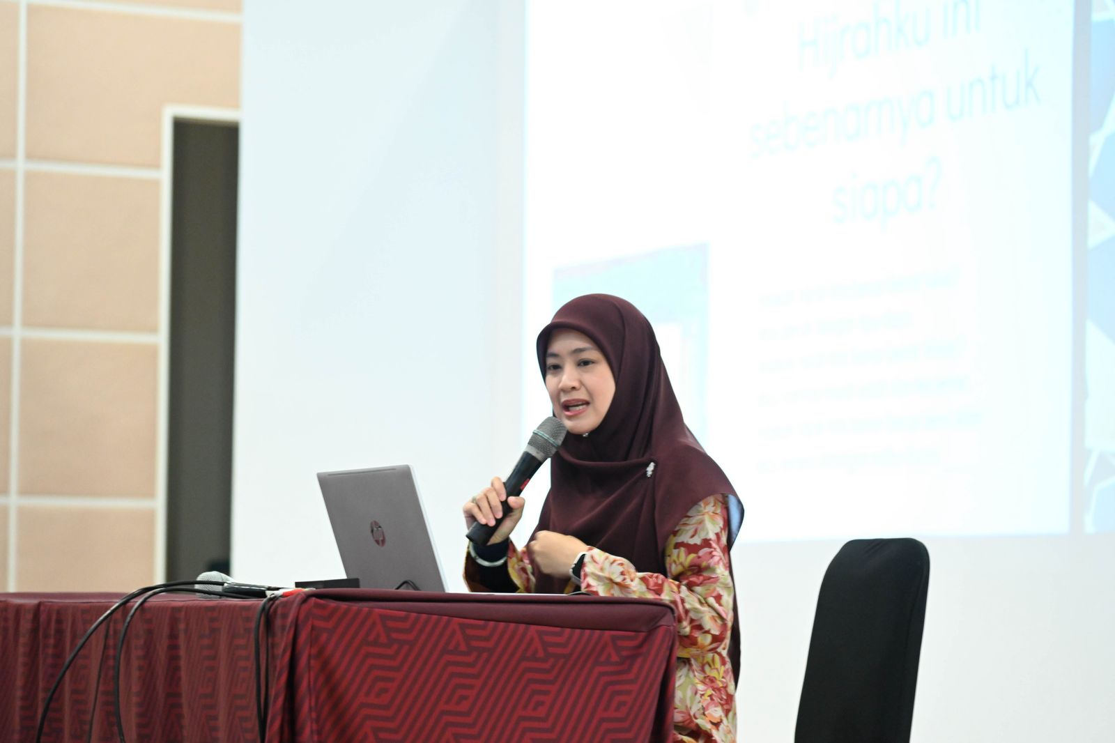 Ceramah 'Saat Hati Terpanggil Untuk Hijrah' Meriahkan Sambutan Ilal Hijrah 1447 (4).jpeg