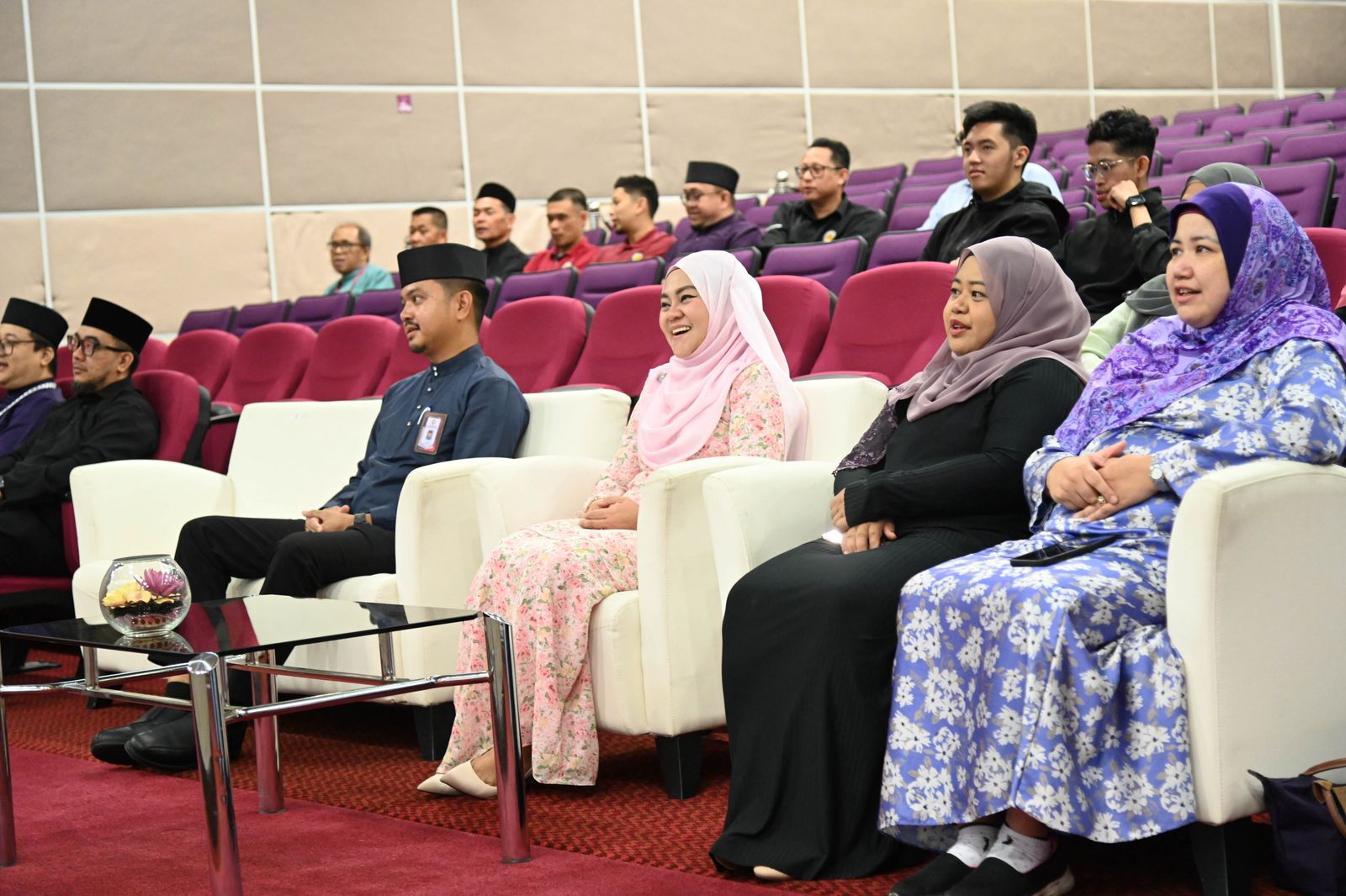 Ceramah 'Saat Hati Terpanggil Untuk Hijrah' Meriahkan Sambutan Ilal Hijrah 1447 (5).jpeg