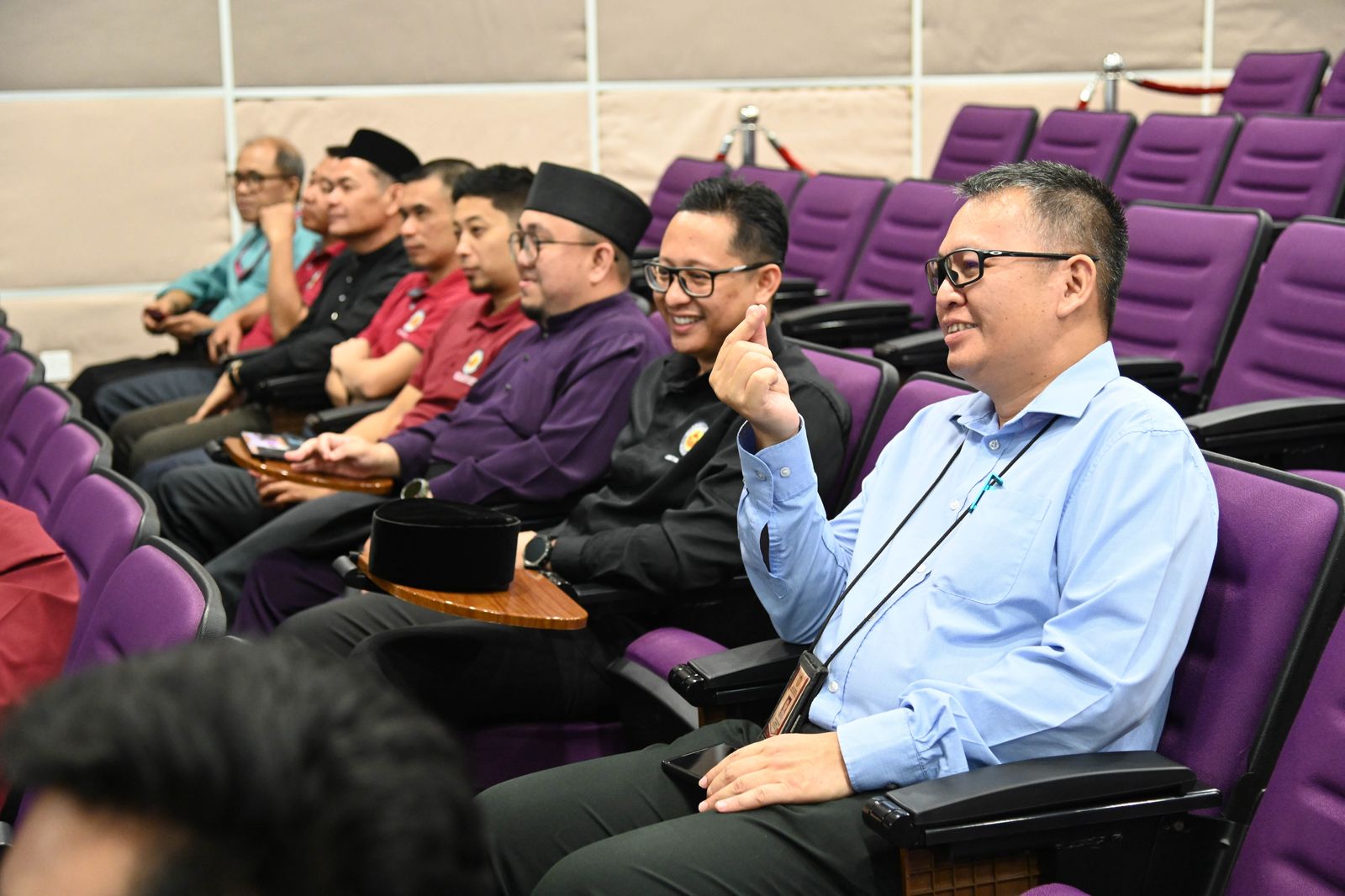 Ceramah 'Saat Hati Terpanggil Untuk Hijrah' Meriahkan Sambutan Ilal Hijrah 1447 (7).jpeg