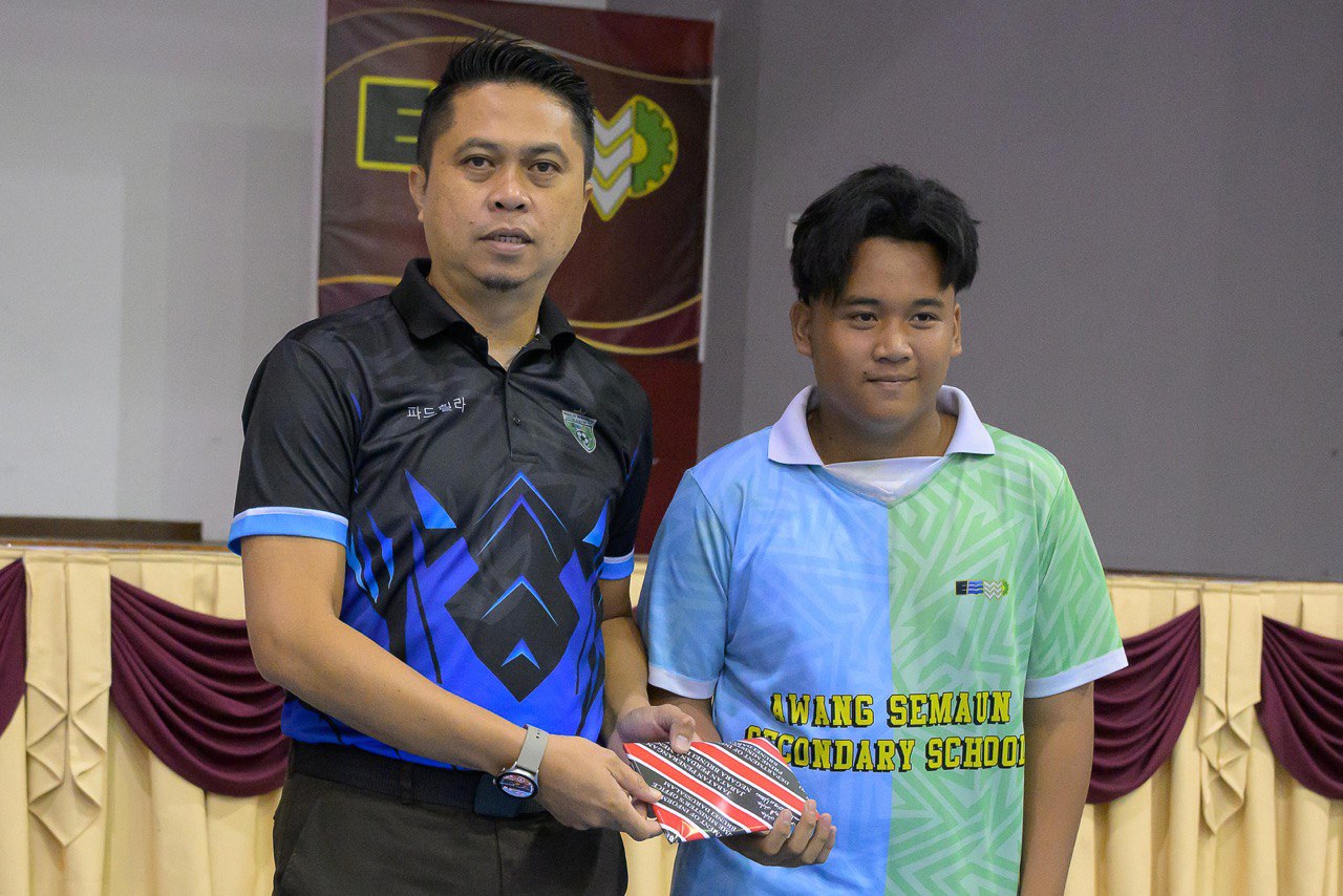 JKA SM Awang Semaun (1).jpg