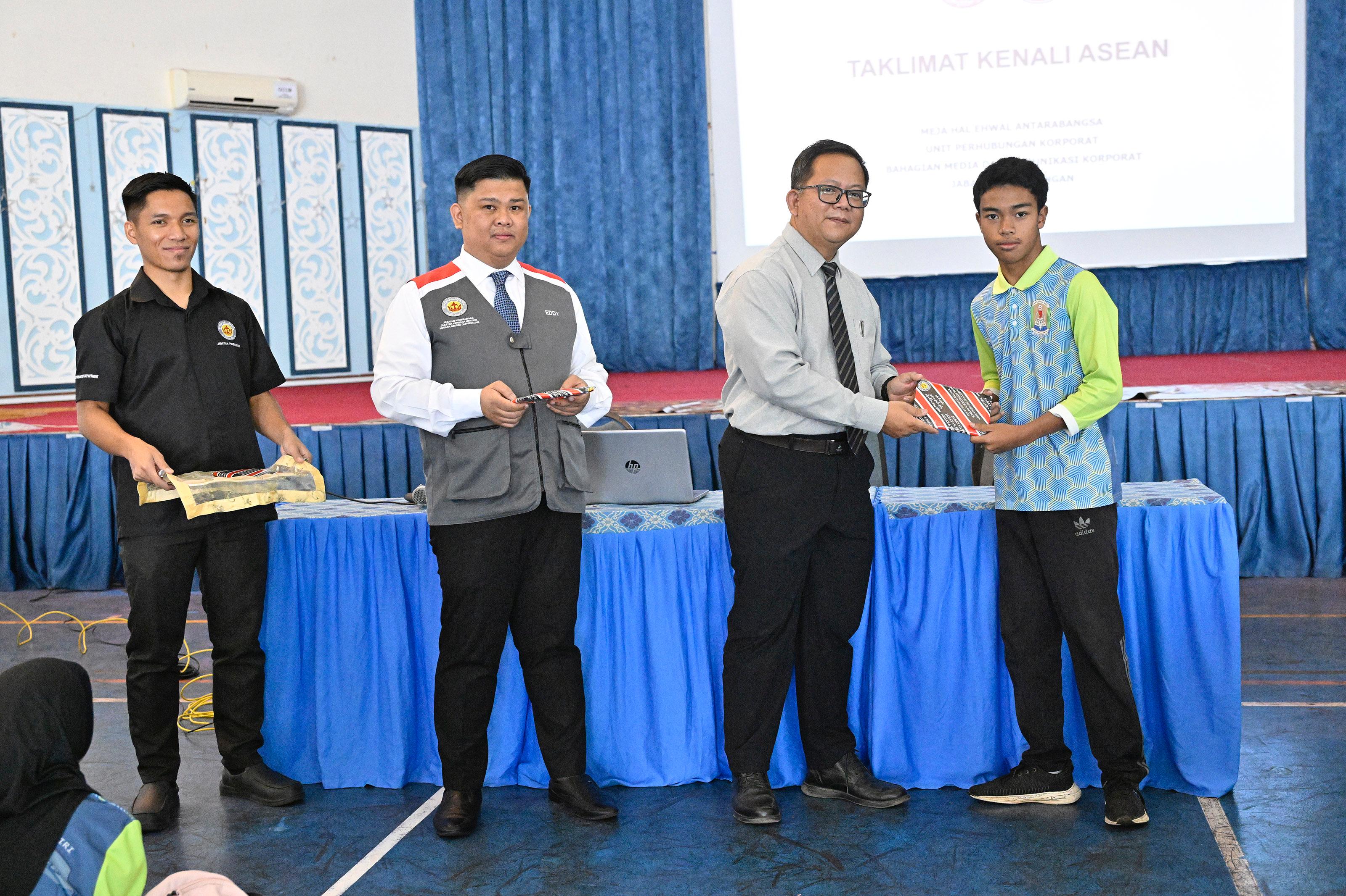 JKA Sekolah Menengah Lambak Kiri  30072025 (8).jpg