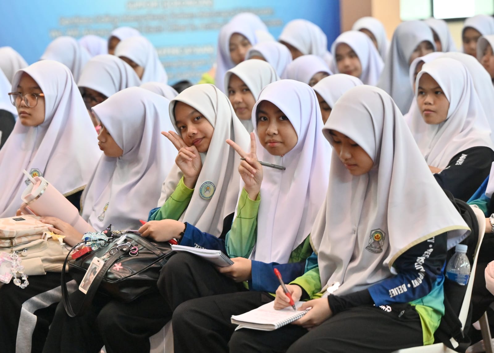 Jerayawara Kenali ASEAN semai semangat perpaduan penuntut (5).jpeg