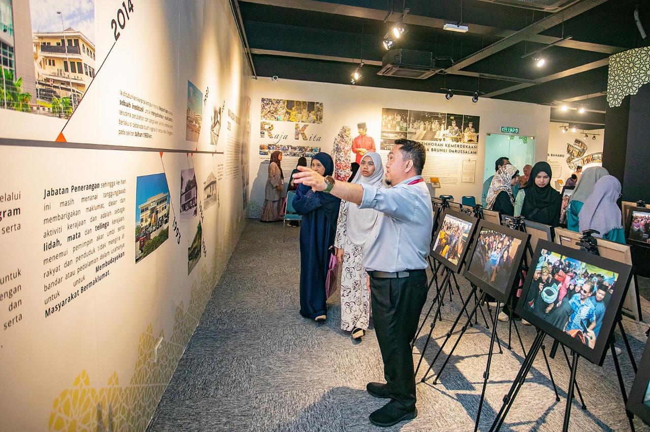 Kelab Fotografi UNISSA bagi Lawatan Akademik ke Jabatan Penerangan (10).jpg