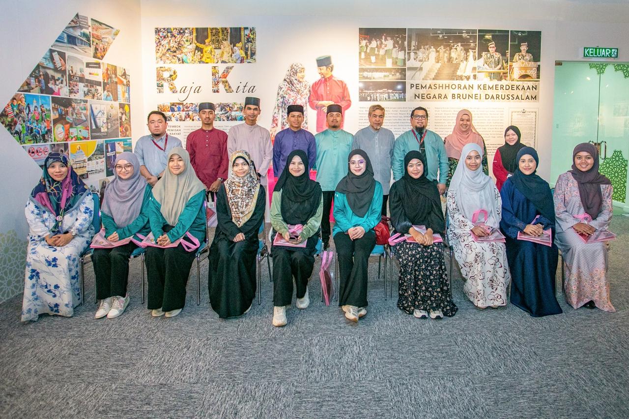 Kelab Fotografi UNISSA bagi Lawatan Akademik ke Jabatan Penerangan (12).jpg