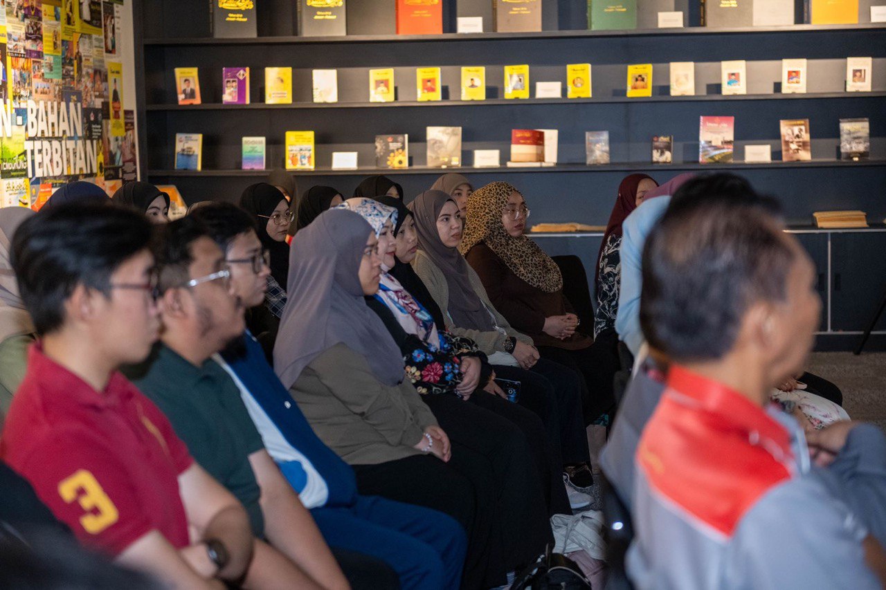 Majlis Pembukaan Program Masyarakat Bermaklumat (PMB) bagi Pusat Pekerjaan Brunei  (3).jpg