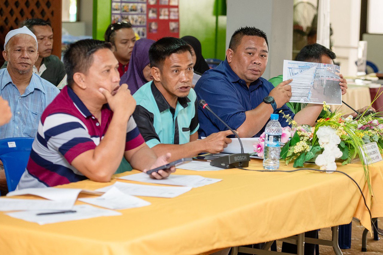 PC bagi Kampung Zon 3 Mukim Zon 2 Kampong Ayuer (10).jpg