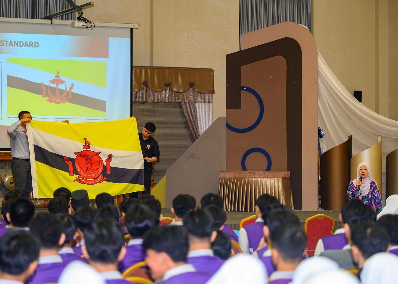 TK PUSAT TINGKATAN ENAM MERAGANG (2).jpg